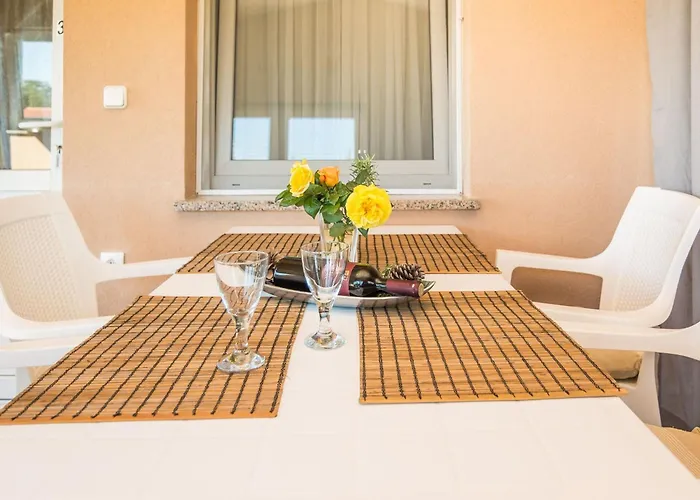 Zaklina 2 By Interhome Vir